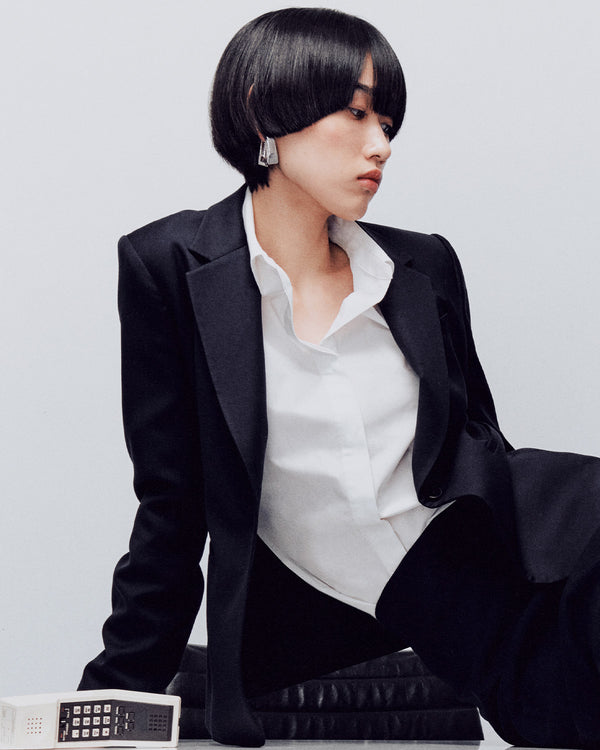 0900 Silk Lined Wool Blazer Product Card Hover Image